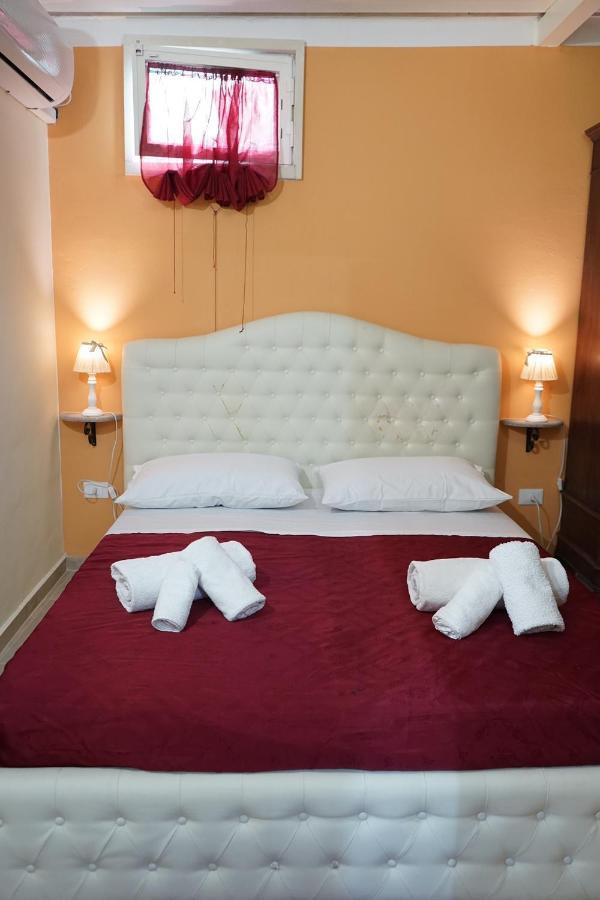 B&B Scipponate Collepasso ภายนอก รูปภาพ